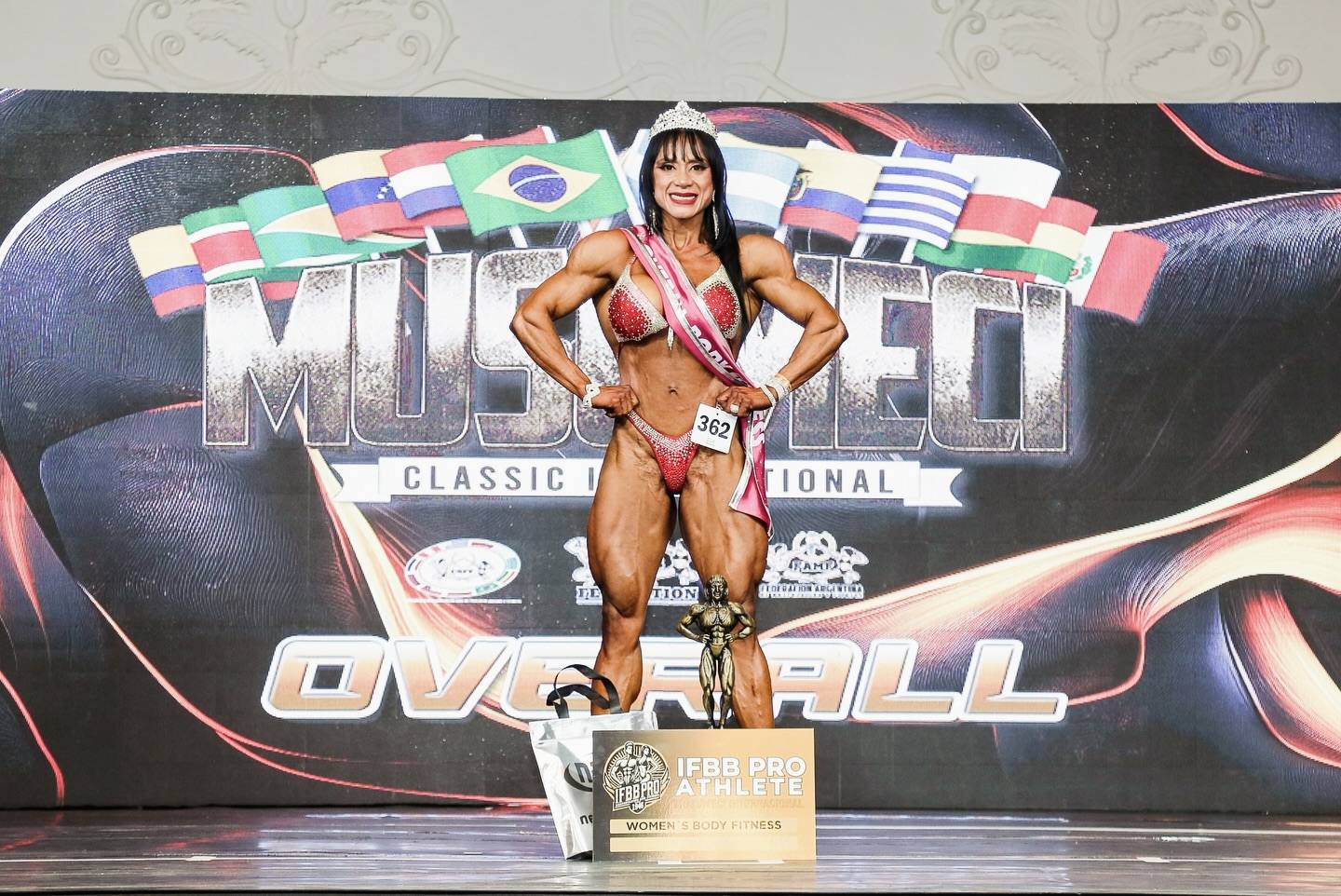 Roxana Palomo en la comparación final de Body Fitness del Musumeci Classic 2025